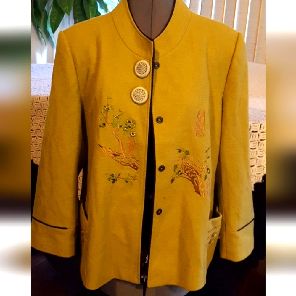 Yuemeiya Fang Fang Jacket